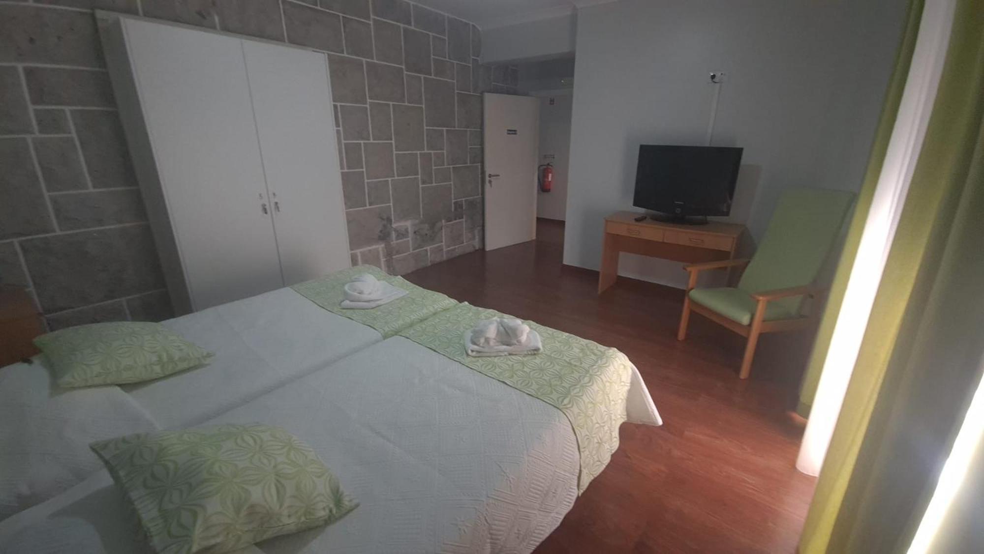 Hostel Jardins De Sao Luis Setúbal Eksteriør bilde